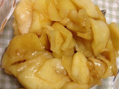 りんごのシナモン炒め